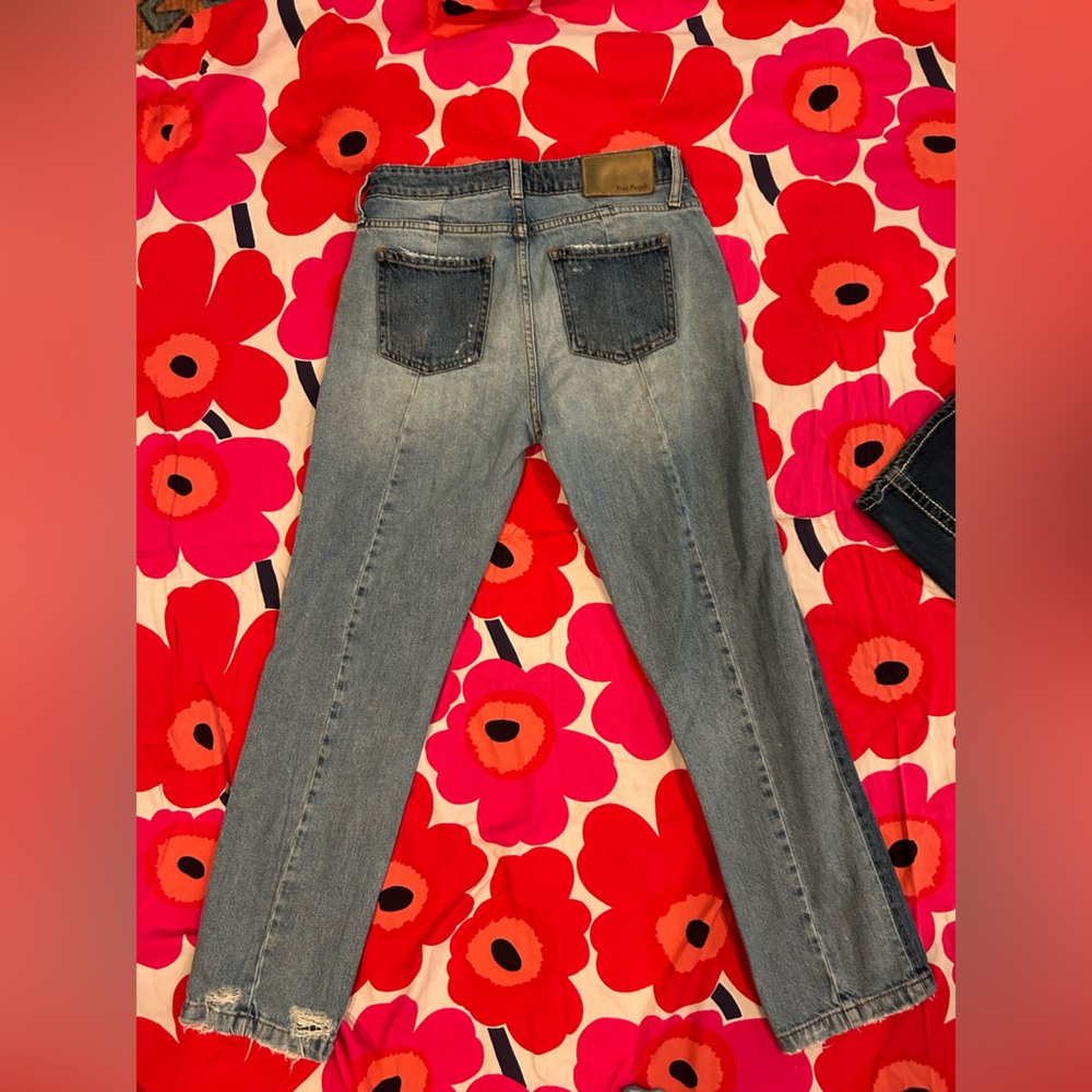 Free People women’s Blue Jeans - Picture 5 of 7